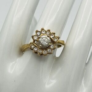 Vintage Thailand Yellow Gold Tone Cocktail Ring with Clear Crystal Sz 6.75